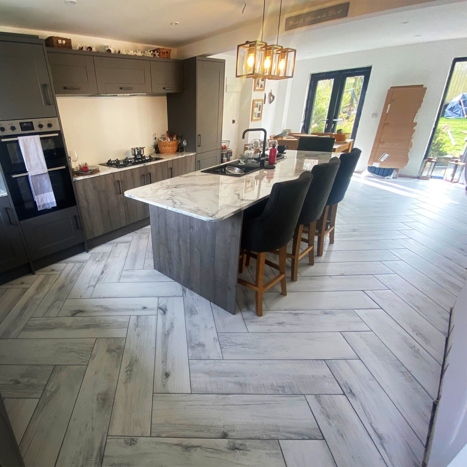 Grizedale White Wood Effect Tile