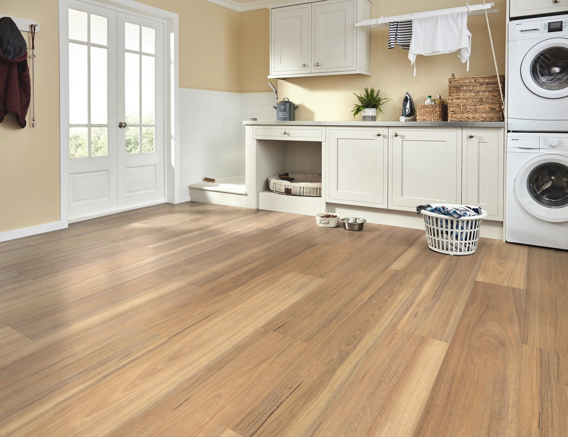 Weathered Spotted Gum Korlok LVT Pack